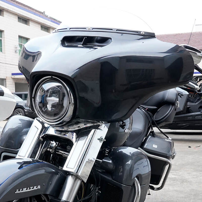 Outlaw Batwing by Pig Tail Parts CO.