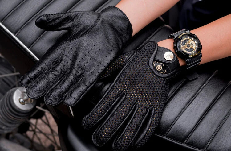 Retro Gloves — R18