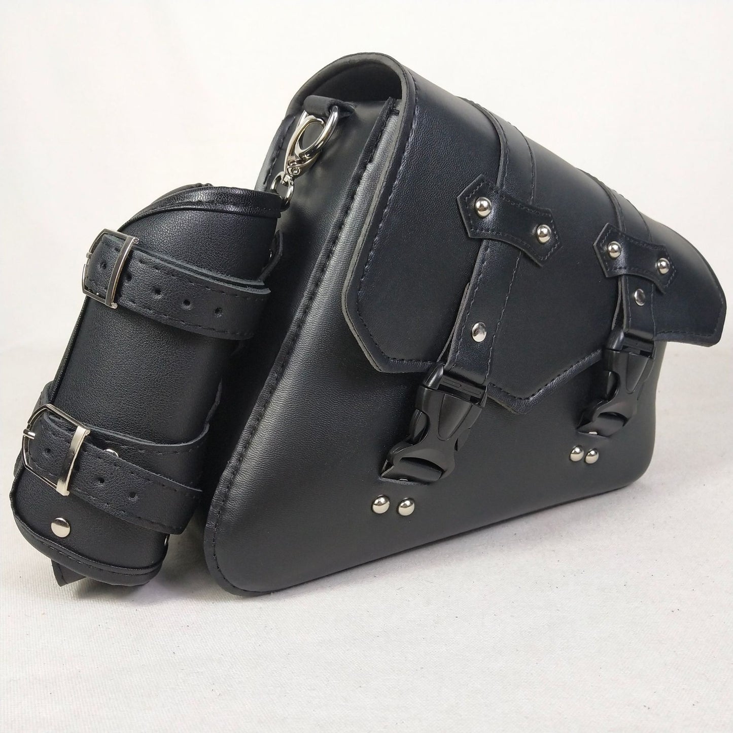 Swingarm Saddlebag - S28