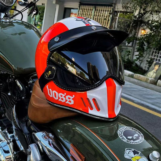 Retro Helmet FRP-02 with glasses