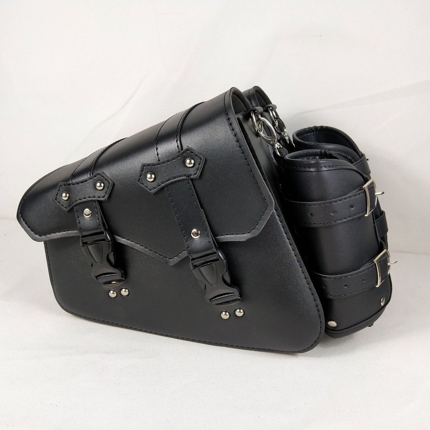 Swingarm Saddlebag - S28