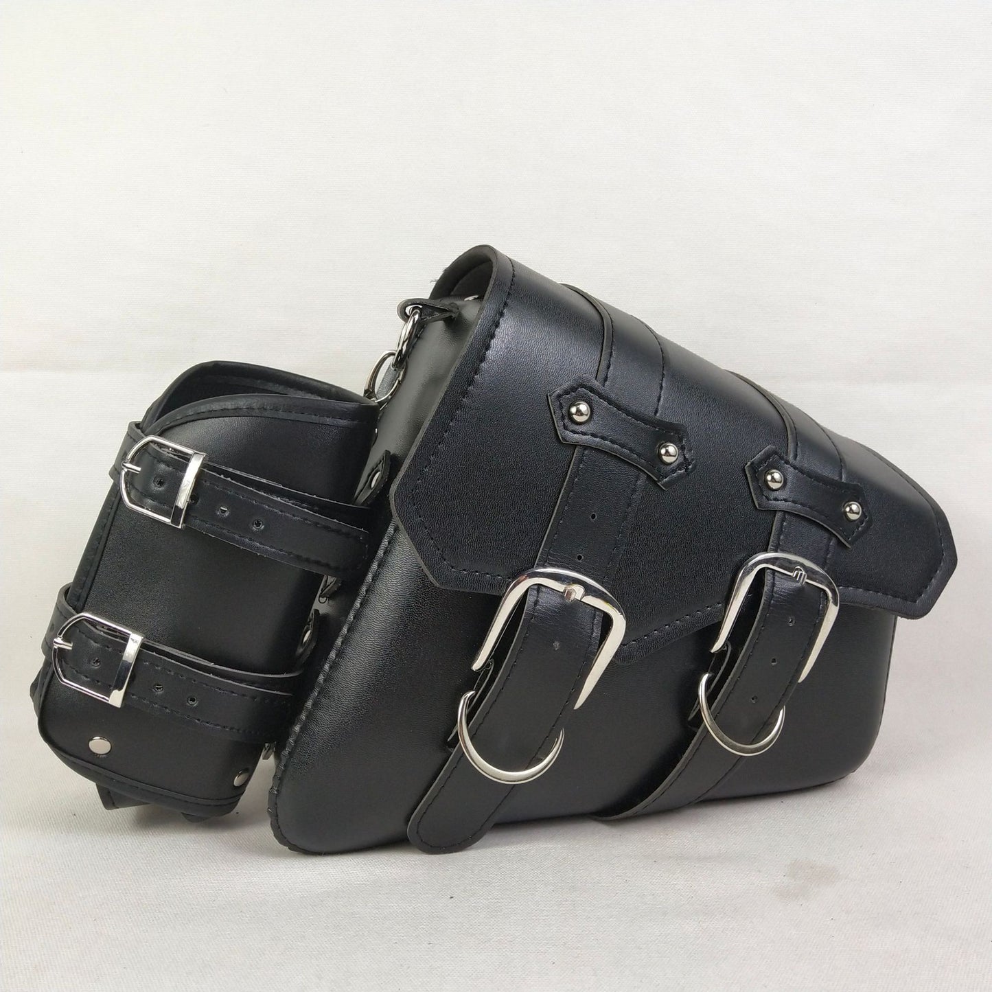 Swingarm Saddlebag - S28
