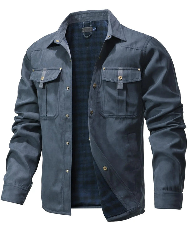 Casaco Ironwood Flannel, detalhe dos bolsos no peito